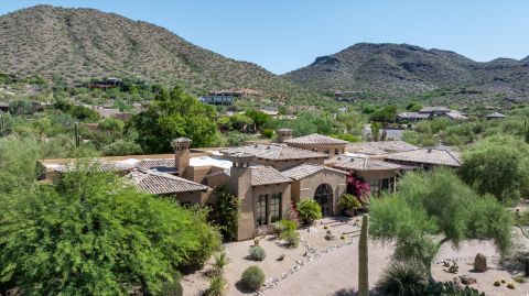Grounds and Exterior View 31