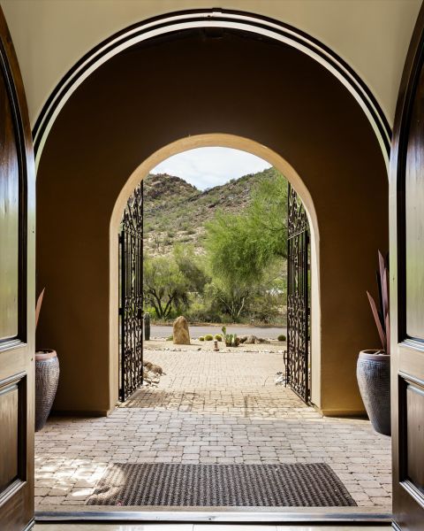 Grounds and Exterior View 9