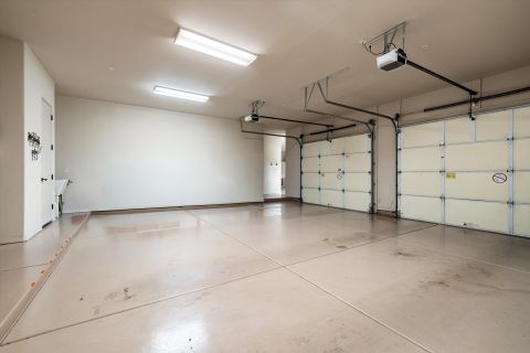 Interior View 38