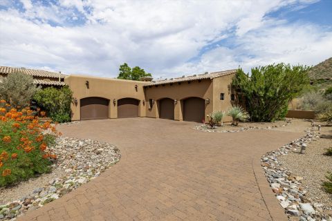 Grounds and Exterior View 11